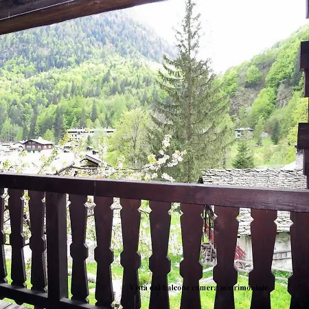 Martina * マクニャーガ